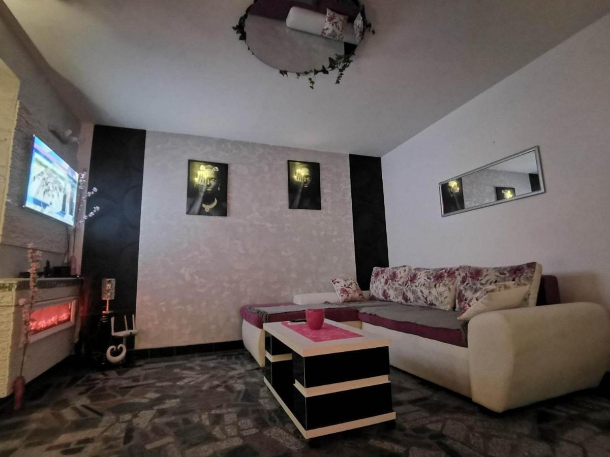 Apartment Bahami Jacuzi Novi Sad